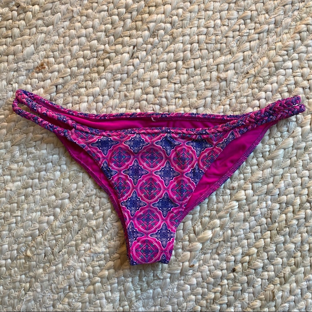 Super cute pink swim bottoms